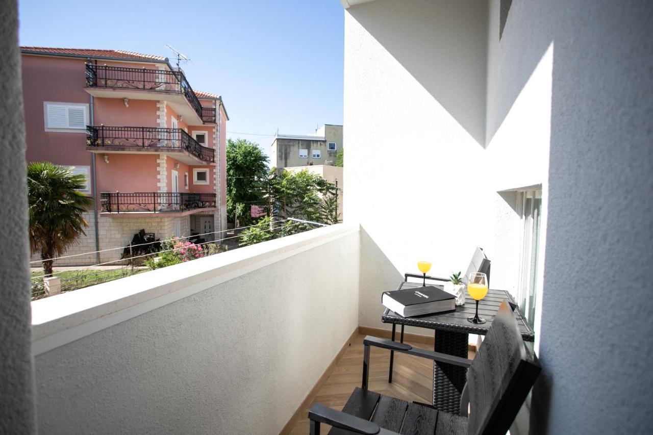 Prestigious Downtown Apartment Спліт Екстер'єр фото